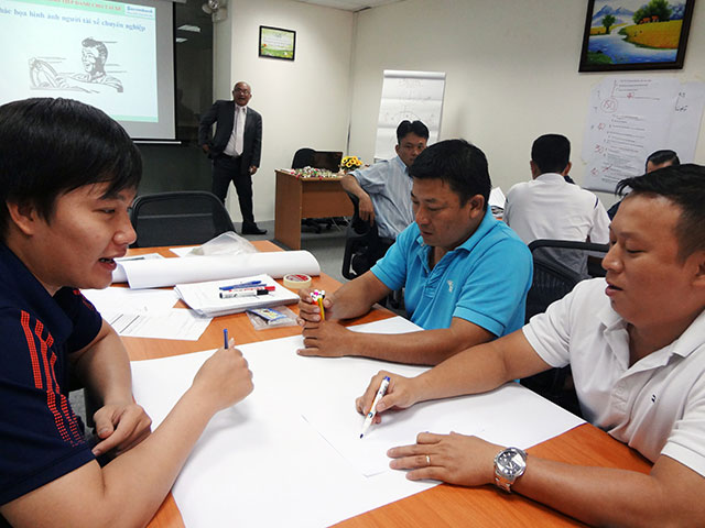 Văn hóa giao tiếp dành cho tài xế - Sacombank (19.10.2014) 